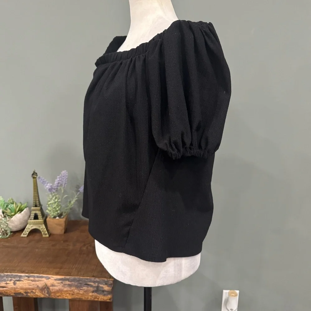 Anthropologie Short Sleeve Top - Picture 4 of 12